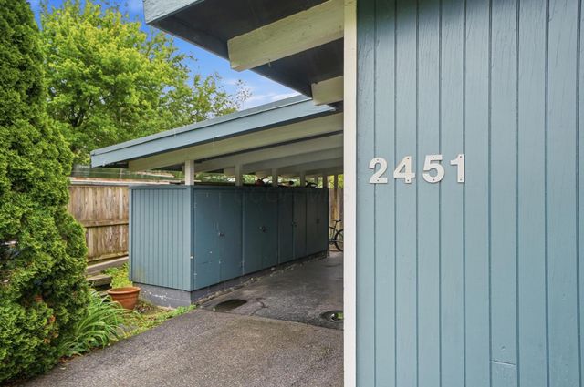 2451 Edgevale Road, Columbus, OH 43221