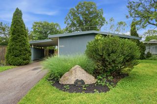 2451 Edgevale Road, Columbus, OH 43221
