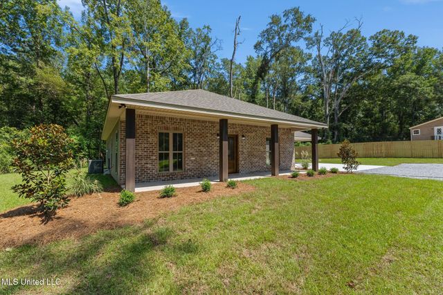 24 Atkinson Road, Sumrall, MS 39482