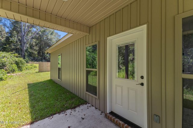 24 Atkinson Road, Sumrall, MS 39482