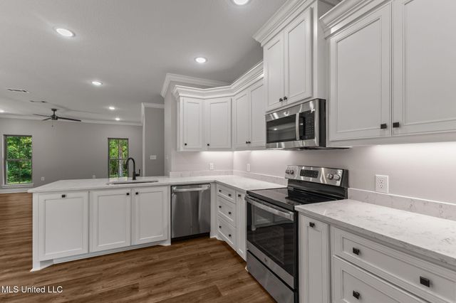 24 Atkinson Road, Sumrall, MS 39482