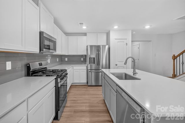 448 Sand Dunes Drive 82, Kannapolis, NC 28081