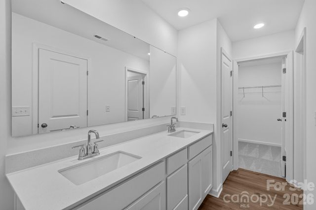 448 Sand Dunes Drive 82, Kannapolis, NC 28081