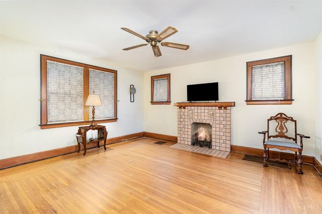 1237 Carson Avenue, Cincinnati, OH 45205