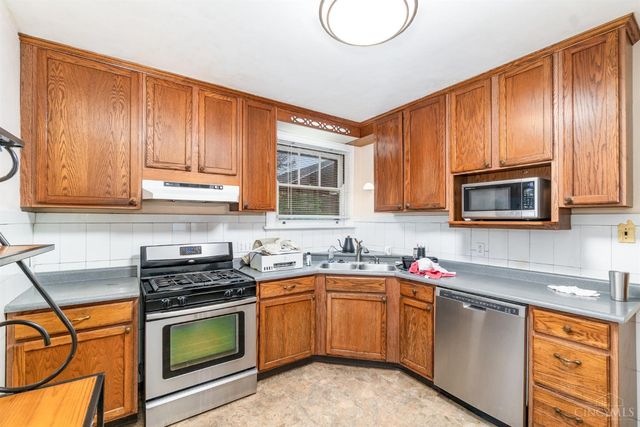 1237 Carson Avenue, Cincinnati, OH 45205