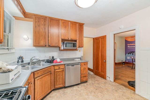 1237 Carson Avenue, Cincinnati, OH 45205