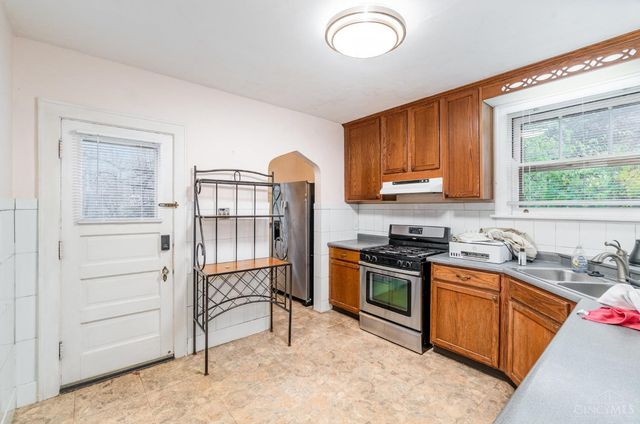 1237 Carson Avenue, Cincinnati, OH 45205