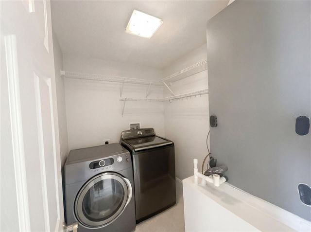 8286 SETTLERS CREEK LOOP, Lakeland, FL 33810