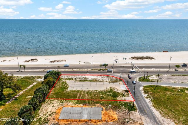 802 Beach Drive, Gulfport, MS 39507
