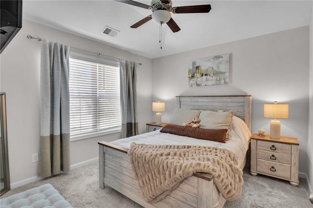 21 McGregor Cove, Newnan, GA 30265