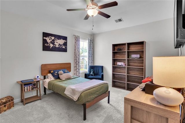 21 McGregor Cove, Newnan, GA 30265