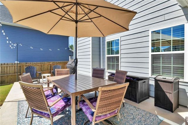 21 McGregor Cove, Newnan, GA 30265