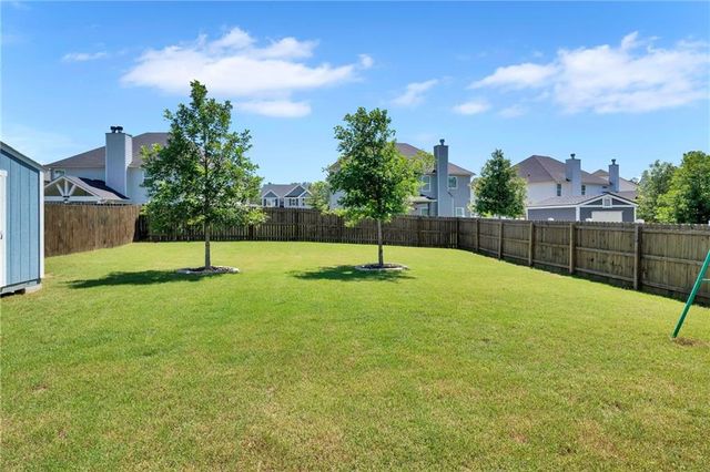 21 McGregor Cove, Newnan, GA 30265
