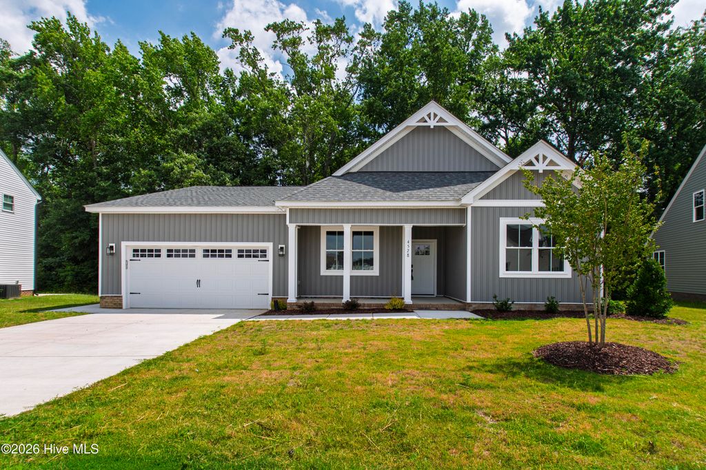 4528 Fairhaven Drive W, Wilson, NC 27893