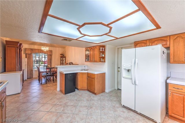 4465 East Cleveland Avenue, Las Vegas, NV 89104