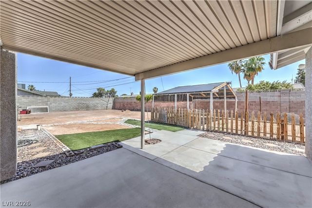4465 East Cleveland Avenue, Las Vegas, NV 89104