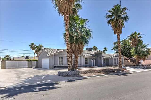 4465 East Cleveland Avenue, Las Vegas, NV 89104