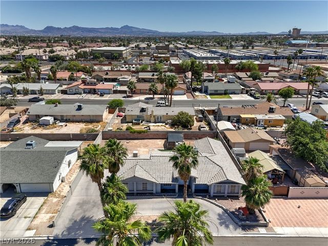 4465 East Cleveland Avenue, Las Vegas, NV 89104