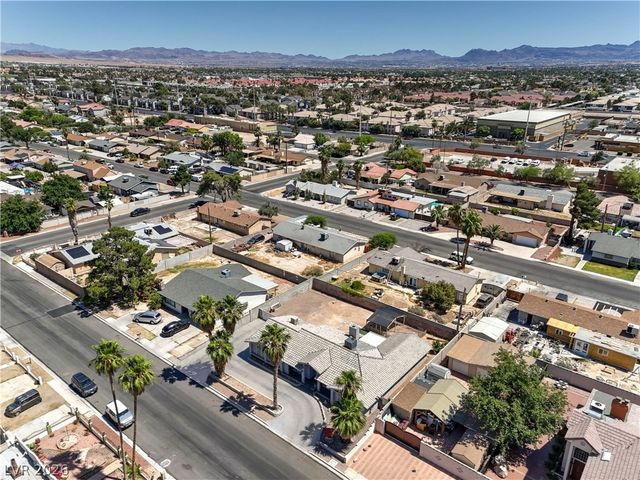 4465 East Cleveland Avenue, Las Vegas, NV 89104