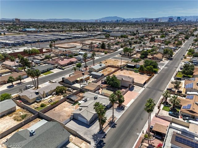 4465 East Cleveland Avenue, Las Vegas, NV 89104