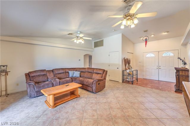 4465 East Cleveland Avenue, Las Vegas, NV 89104