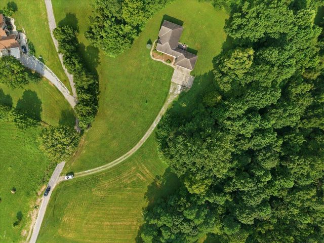 8296 Kelly Road, Burlington, KY 41005