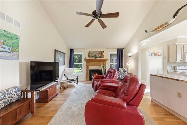 8296 Kelly Road, Burlington, KY 41005