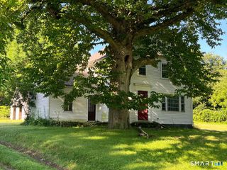 2865 South Street, Coventry, CT 06238
