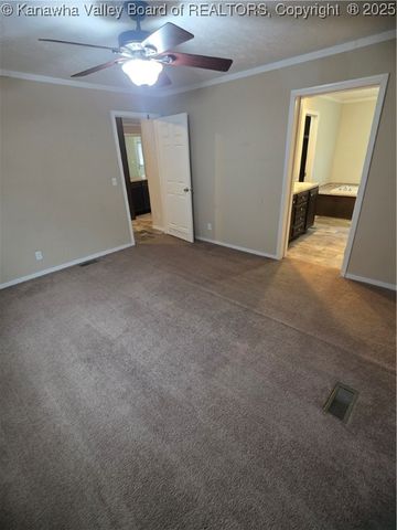 35 Lakeshore Drive, Chapmanville, WV 25508