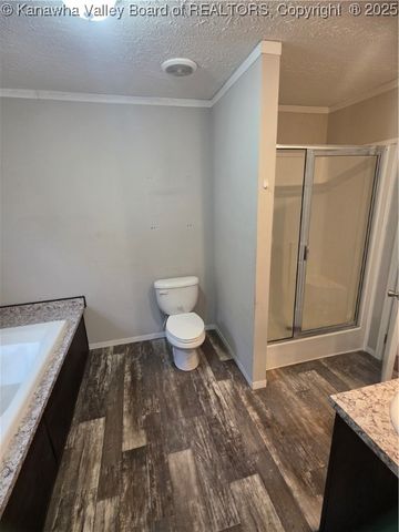 35 Lakeshore Drive, Chapmanville, WV 25508