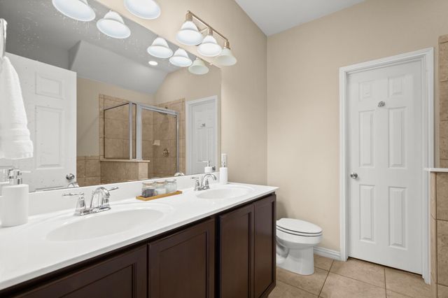 204 Carrington DR, Buda, TX 78610