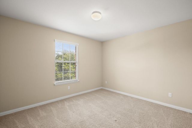 204 Carrington DR, Buda, TX 78610