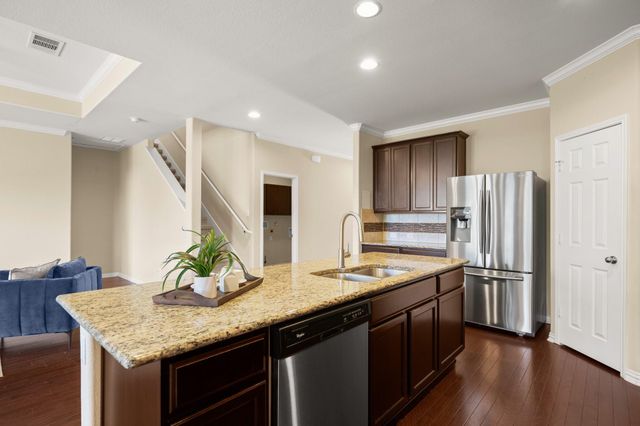 204 Carrington DR, Buda, TX 78610