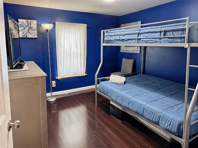 2829 N Sonny Lane, Galveston, TX 77554