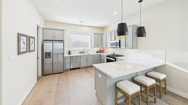 10615 Cascade Ledge Lane, Houston, TX 77025