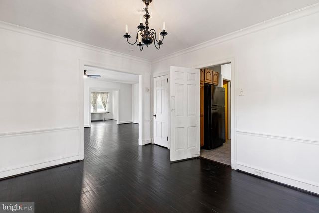 2409 N BROOM ST, Wilmington, DE 19802