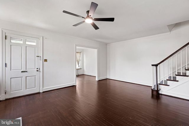 2409 N BROOM ST, Wilmington, DE 19802