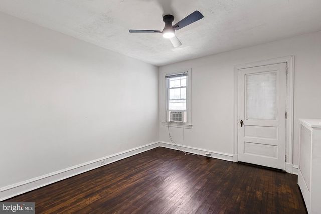 2409 N BROOM ST, Wilmington, DE 19802