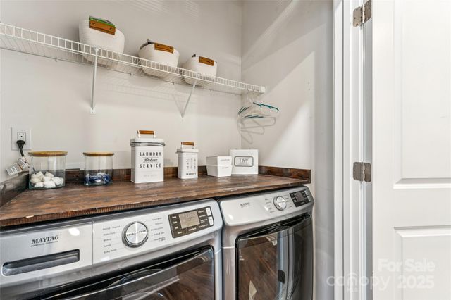 2108 Highland Knoll Drive, Charlotte, NC 28269