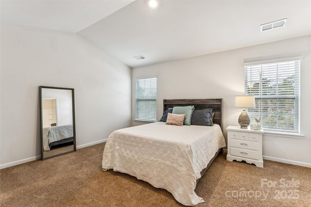 2108 Highland Knoll Drive, Charlotte, NC 28269