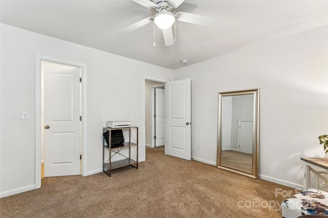 2108 Highland Knoll Drive, Charlotte, NC 28269