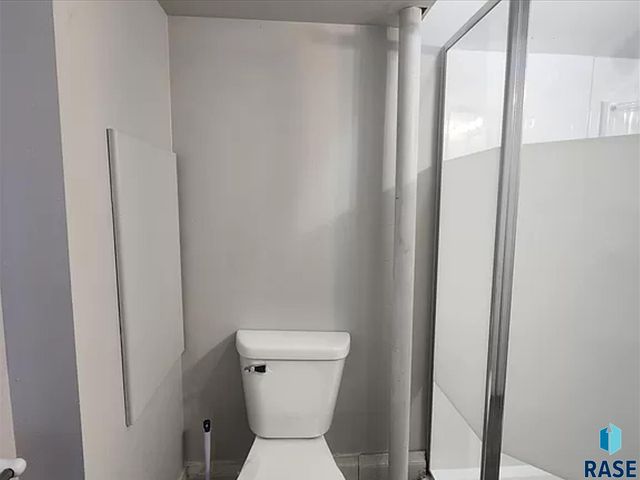 1118 W 8th St Street, Sioux Falls, SD 57104