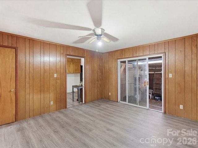 2523 Briargrove Drive, Charlotte, NC 28215