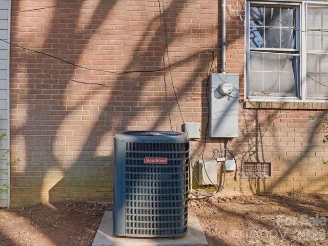 2523 Briargrove Drive, Charlotte, NC 28215