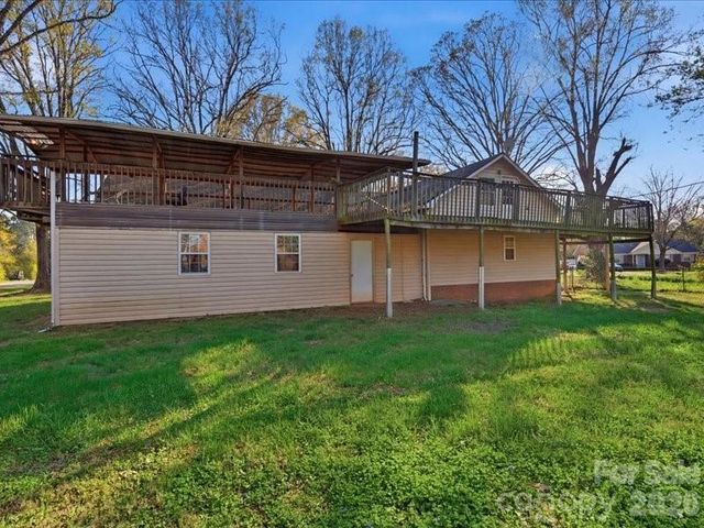 2523 Briargrove Drive, Charlotte, NC 28215