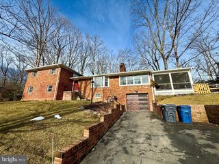 6334 CAVALIER CORRIDOR, Falls Church, VA 22044