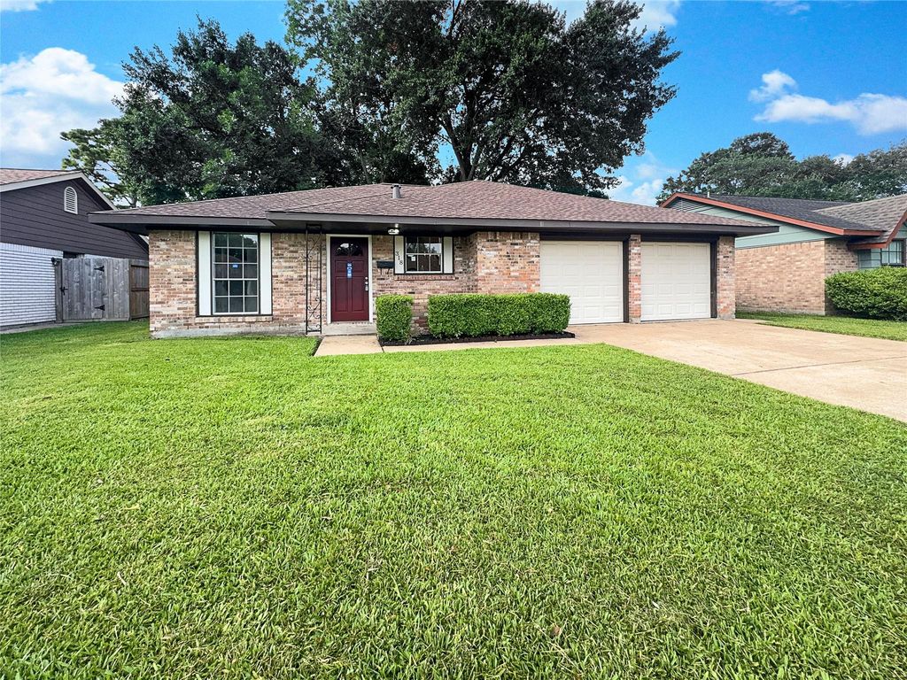 318 Crete Drive, Deer Park, TX 77536