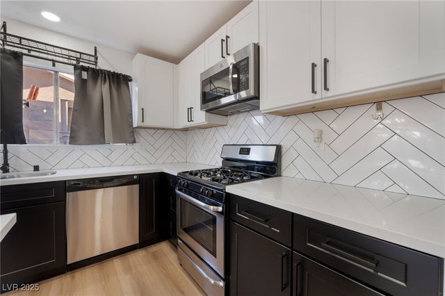 4461 Bennett Drive, Las Vegas, NV 89121