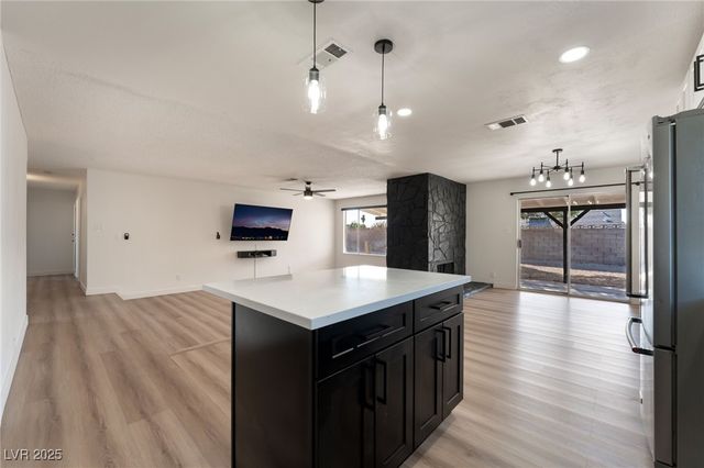 4461 Bennett Drive, Las Vegas, NV 89121