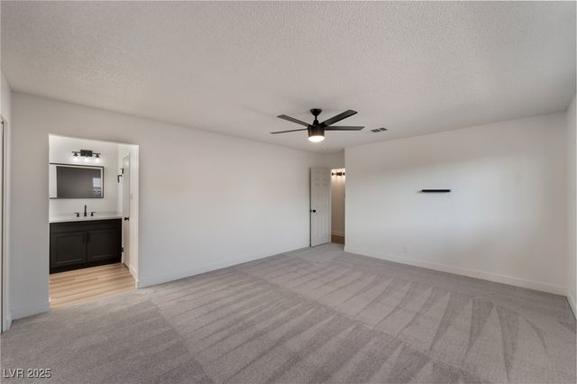 4461 Bennett Drive, Las Vegas, NV 89121